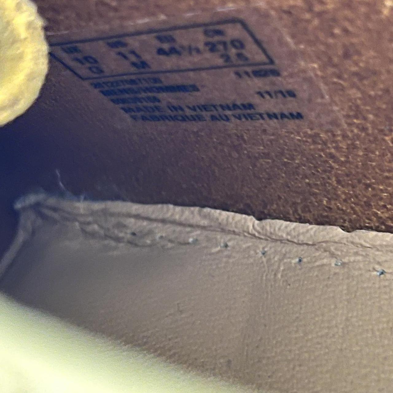 ◼️ Clarks Wallabees Mustard Suede UK 10