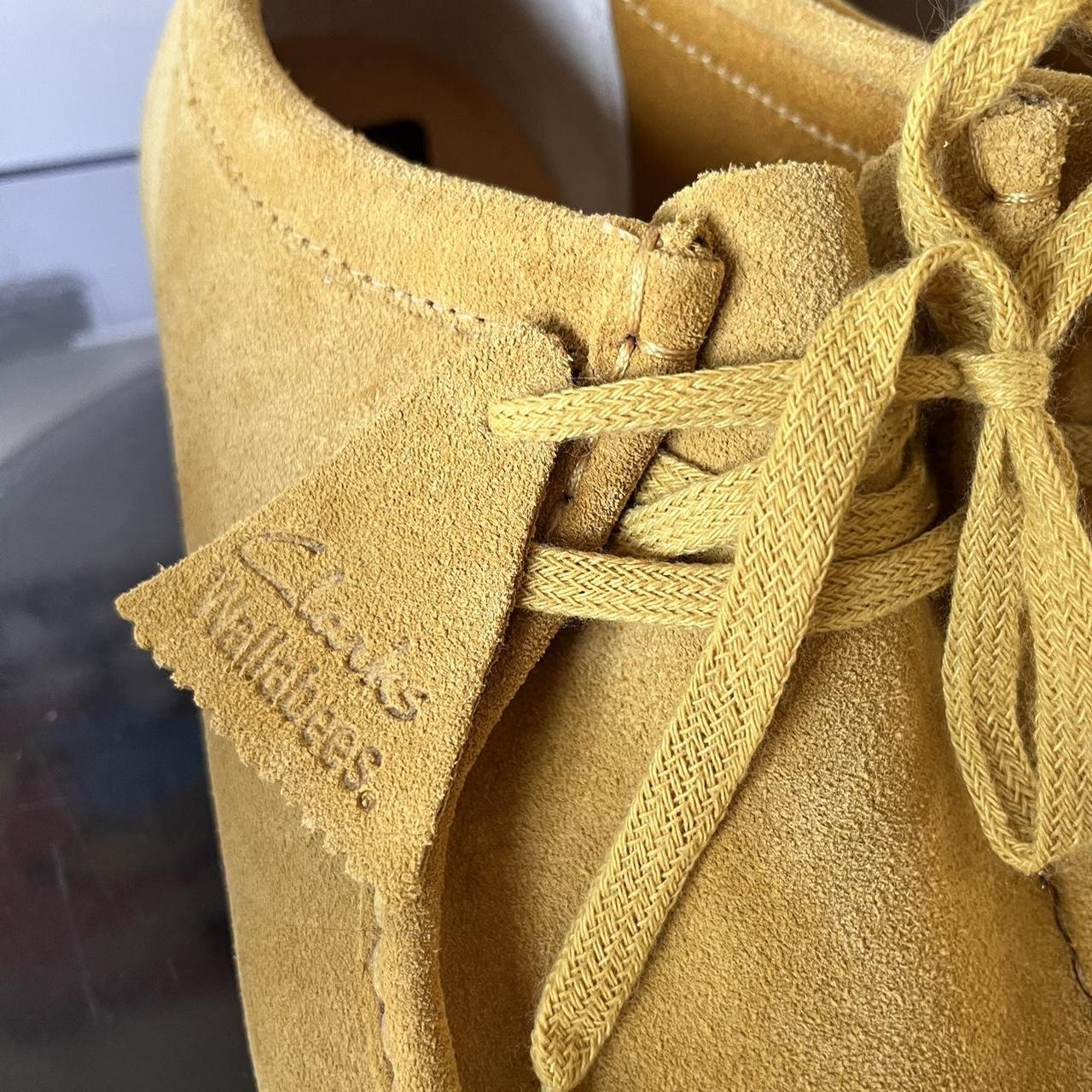 ◼️ Clarks Wallabees Mustard Suede UK 10