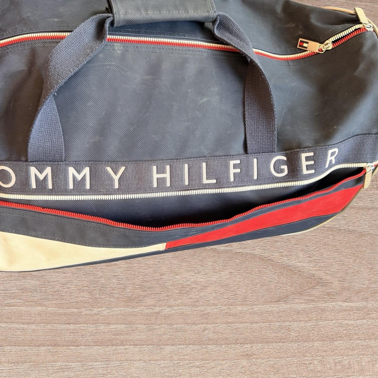 ◼️ Vintage Tommy Hilfiger Duffle Gym Bag