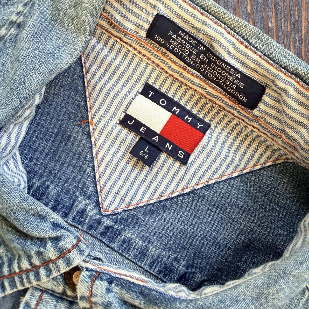 ◼️ Vintage Tommy Hilfiger Stonewashed Denim Long Sleeved Shirt