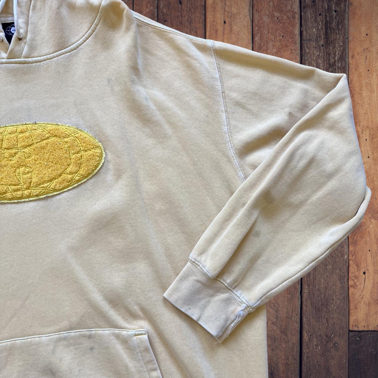 ◼️ Wu Tang Clan Hoodie has a couple of marks throughout as shown
