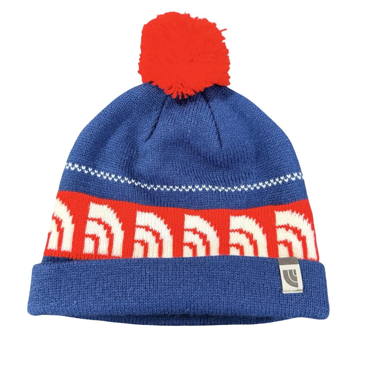 ◼️ Vintage TNF North Face Bobble Beanie