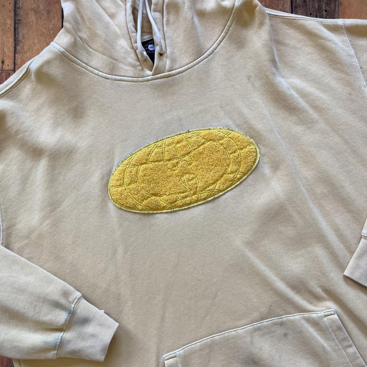 ◼️ Wu Tang Clan Hoodie has a couple of marks throughout as shown