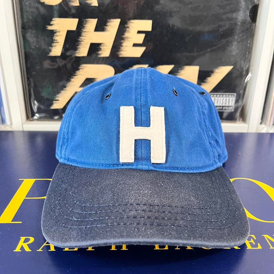 ◼️Tommy Hilfiger H Spellout Strapback Cap