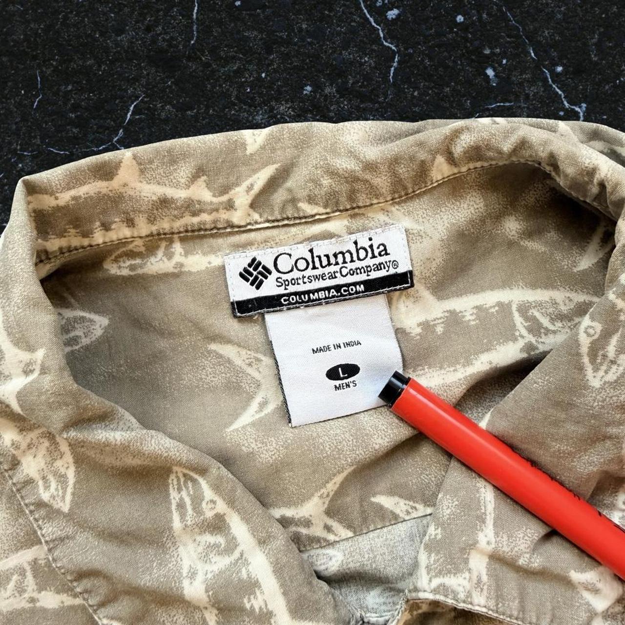 ◼️ Vintage Columbia All Over Print Fishing / Short Sleeve Shirt