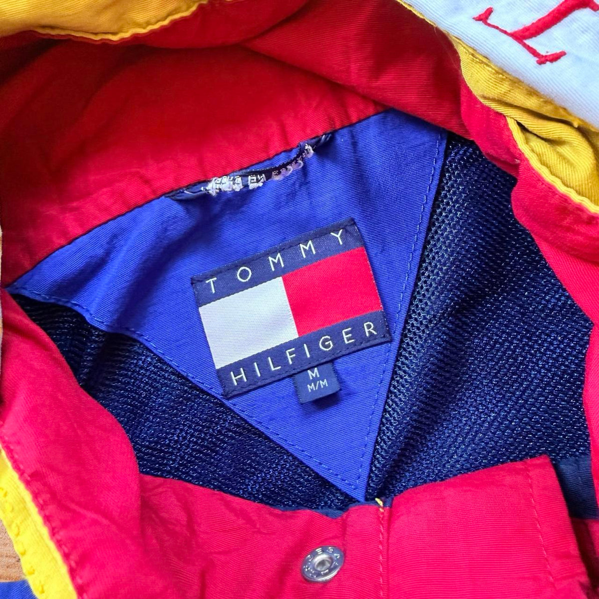 ◼️Vintage Tommy Hilfiger Spellout Jacket