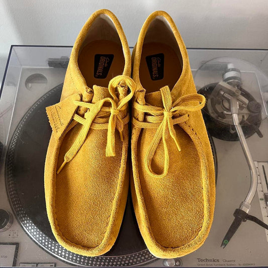 ◼️ Clarks Wallabees Mustard Suede UK 10